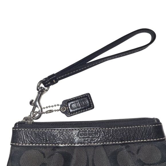 Coach Black Signature C Jacquard Wristlet with Leather Trim & Hangtag 6x4 - Picture 5 of 6